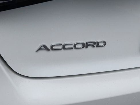 Used 2023 Honda Accord LX image 29