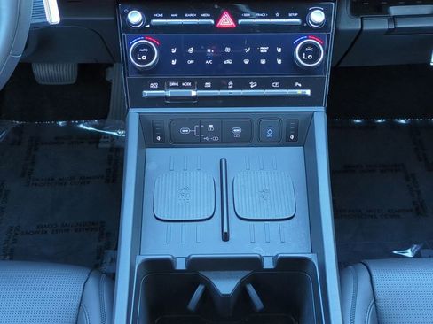 Used 2025 Hyundai Santa Fe Calligraphy image 19