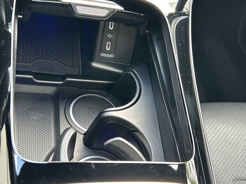 Certified 2025 Mercedes-Benz GLC 300 image 36