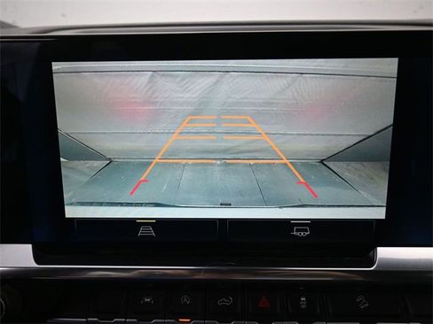 Used 2023 Chevrolet Silverado 1500 RST w/ Z71 Off-Road Package image 21