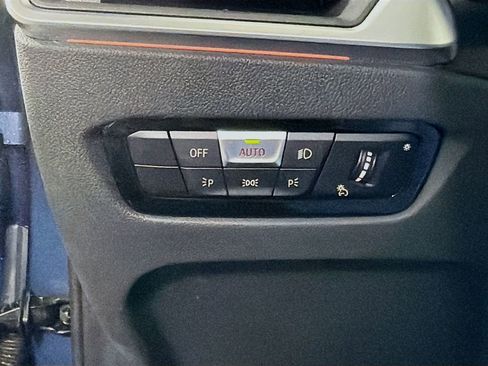 Used 2023 BMW 430i xDrive Coupe w/ Premium Package image 11