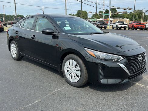 New 2025 Nissan Sentra S image 8