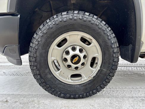 Used 2024 Chevrolet Silverado 2500 W/T w/ WT Convenience Package image 29