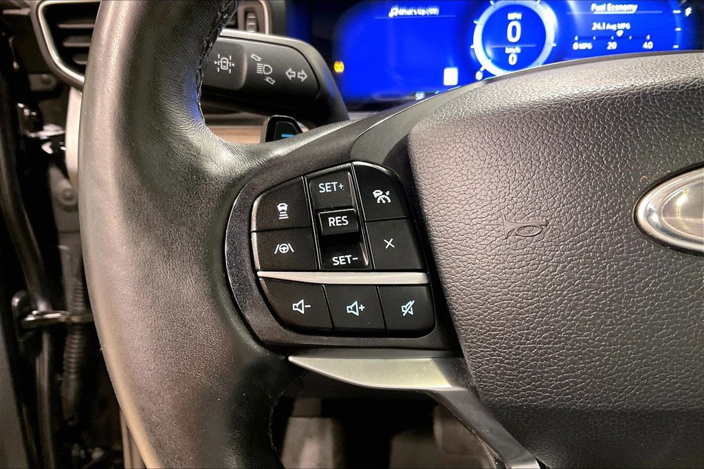 Used 2020 Ford Explorer Platinum AWD/4WD image 12
