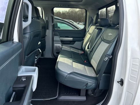 Used 2022 Ford F150 Limited image 19