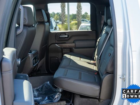 Used 2023 GMC Sierra 2500 Denali image 18