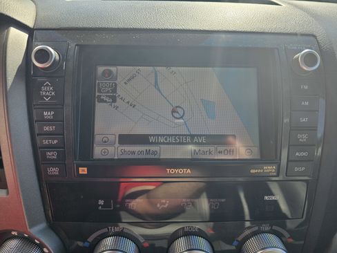 Used 2010 Toyota Sequoia Limited image 27