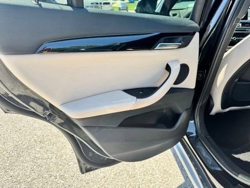 Used 2019 BMW X1 sDrive28i w/ Convenience Package FWD image 15
