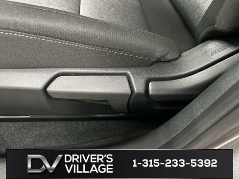 Used 2026 Nissan Sentra SV w/ SV Convenience Package FWD image 10