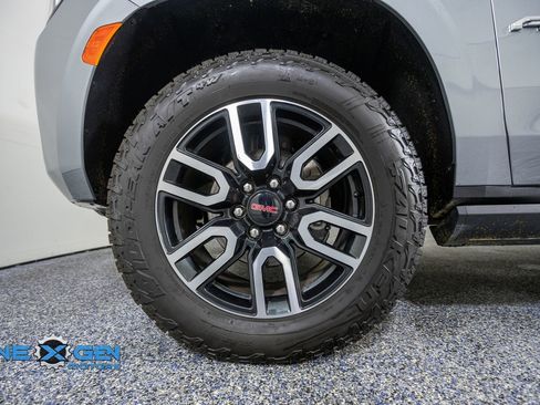 Used 2024 GMC Yukon XL AT4 w/ AT4 Premium Plus Package AWD/4WD image 49