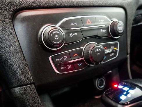 Used 2023 Dodge Charger SXT RWD image 20