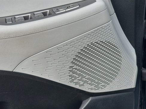Used 2025 Hyundai Palisade SEL FWD image 26