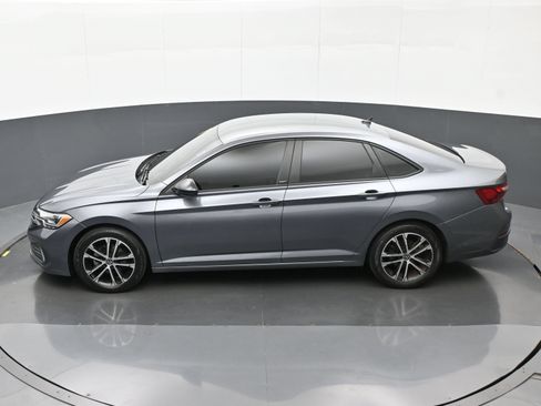 Used 2024 Volkswagen Jetta Sport FWD image 36