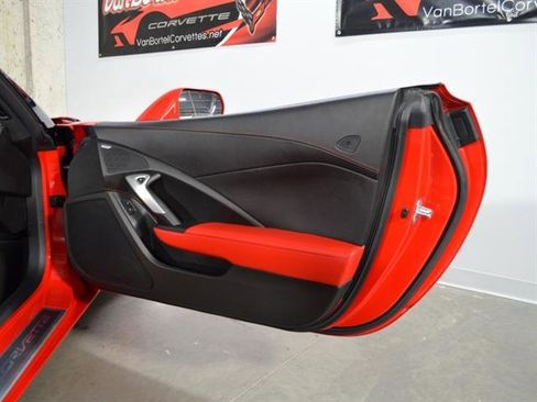 Used 2014 Chevrolet Corvette Stingray w/ 2LT Preferred Equipment Group image 20