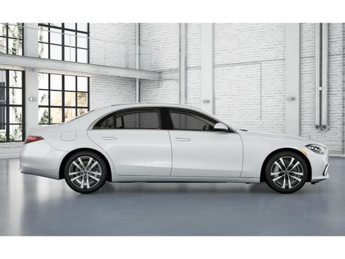 New 2026 Mercedes-Benz S 500 4MATIC image 2