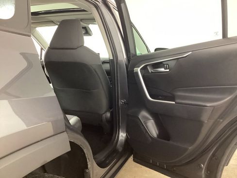 Used 2024 Toyota RAV4 XLE w/ Convenience Package AWD/4WD image 19