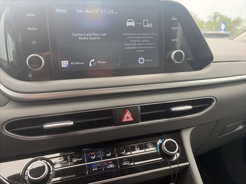 Used 2021 Hyundai Sonata SE FWD image 8