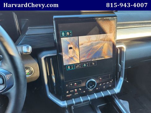 Used 2025 GMC Acadia Elevation image 10