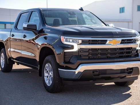 New 2026 Chevrolet Silverado 1500 LT image 3