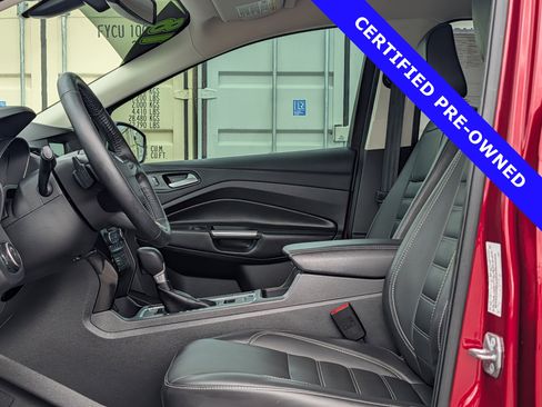 Certified 2018 Ford Escape Titanium image 21