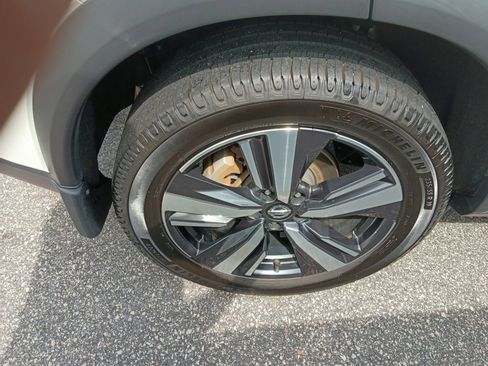 Used 2021 Nissan Rogue SL w/ Premium Package AWD/4WD image 27