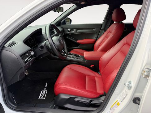Used 2025 Honda Civic Sport image 10