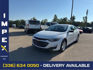 Used 2023 Chevrolet Malibu LS image 1