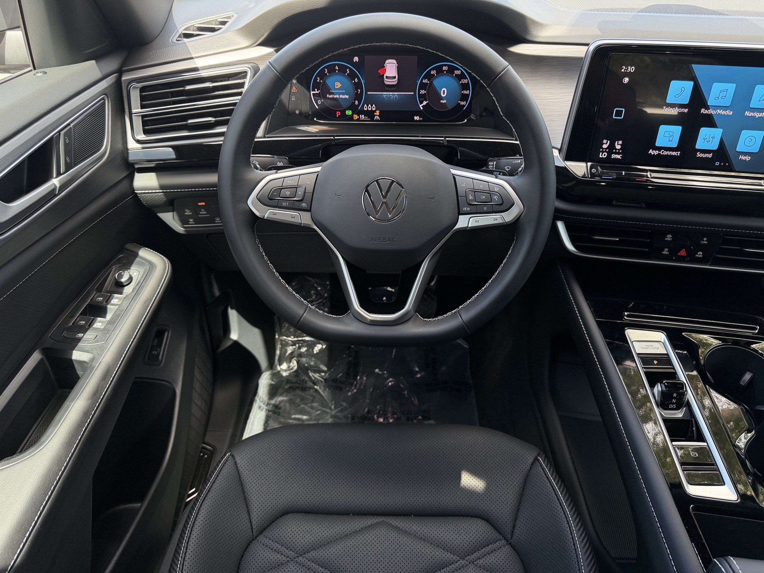 New 2026 Volkswagen Atlas Cross Sport SE FWD image 15