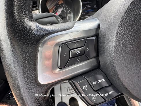 Used 2016 Ford Mustang Coupe RWD image 14
