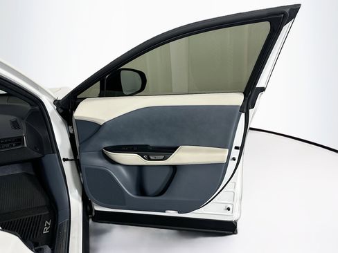 Used 2023 Lexus RZ 450e Premium w/ Technology Package image 31