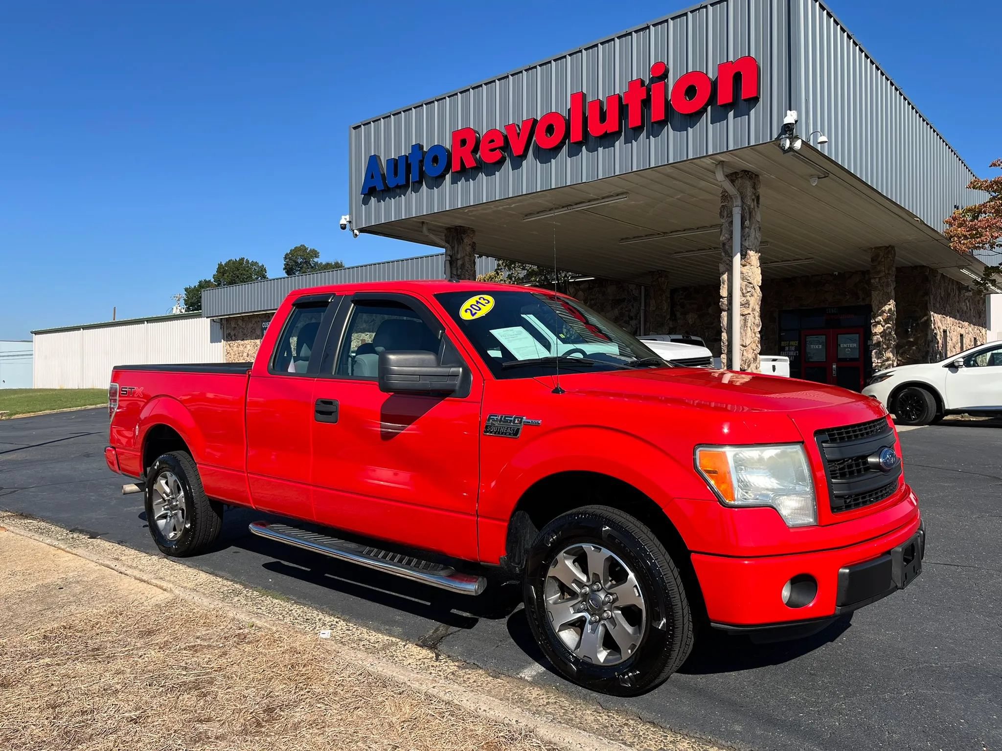 Used 2013 Ford F150 STX w/ Mid Equipment Group RWD image 1