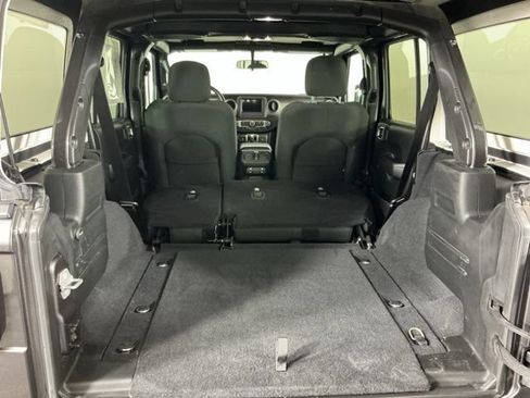 Used 2020 Jeep Wrangler Unlimited Sport S AWD/4WD image 28