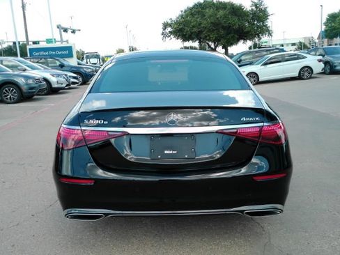 Used 2024 Mercedes-Benz S 580e 4MATIC Sedan image 9
