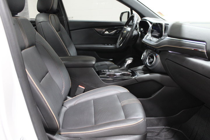 Used 2022 Chevrolet Blazer Premier w/ Enhanced Convenience Package AWD/4WD image 27
