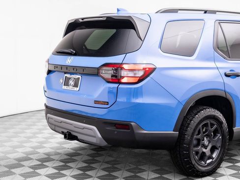 New 2025 Honda Pilot TrailSport image 30