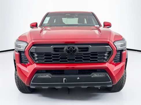 Certified 2024 Toyota Tacoma PreRunner image 8