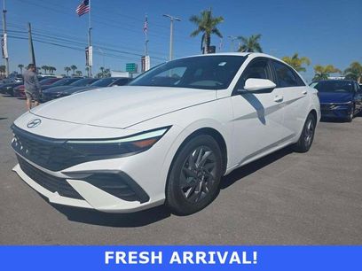 Used 2024 Hyundai Elantra SEL