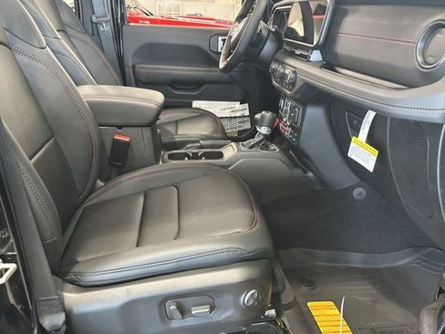 New 2026 Jeep Wrangler Unlimited Rubicon 392 image 13