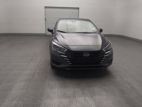 Used 2025 Nissan Versa S FWD image 14