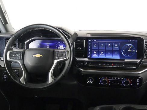 Used 2023 Chevrolet Silverado 1500 LT AWD/4WD image 36