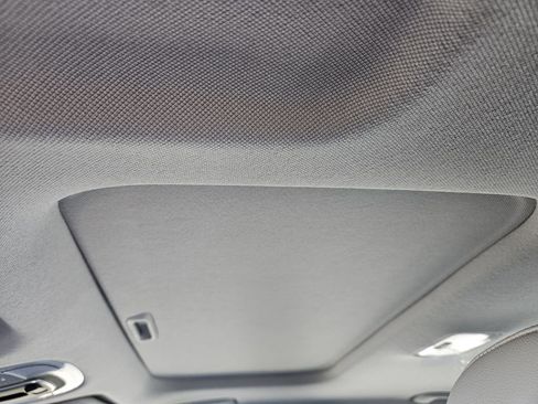 New 2025 Hyundai Elantra Limited FWD image 26