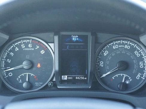 Certified 2023 Toyota Tacoma TRD Off-Road image 22