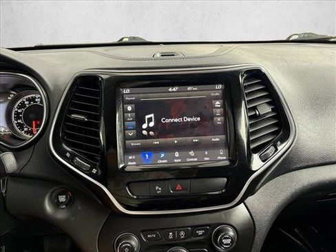 Used 2019 Jeep Compass Trailhawk AWD/4WD image 10