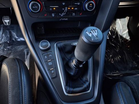 Used 2017 Ford Focus RS image 10