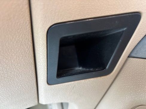 Used 2015 Ford F250 King Ranch w/ FX4 Off-Road Package image 38