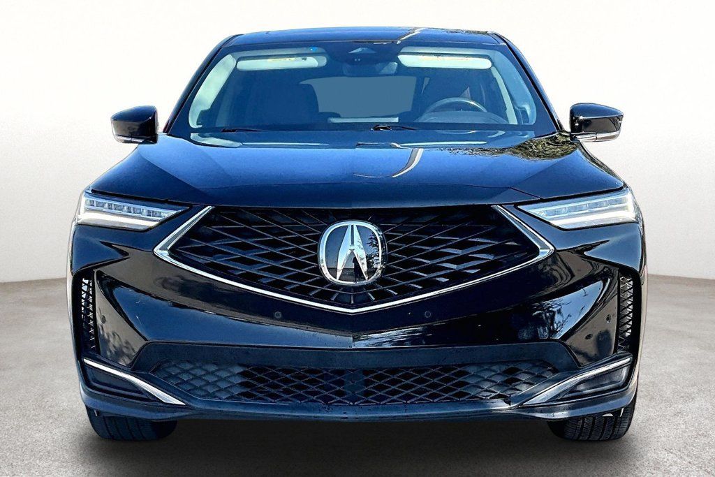 Used 2025 Acura MDX w/ Technology Package FWD image 3