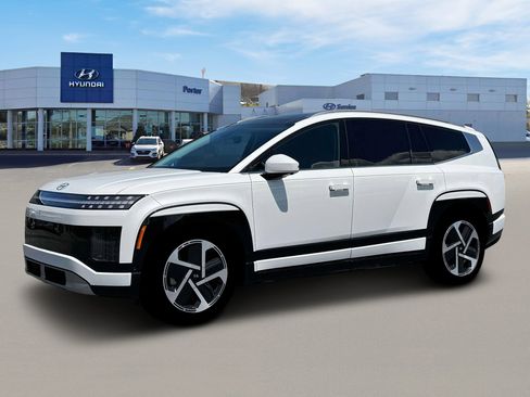 New 2026 Hyundai Ioniq 9 Limited AWD/4WD image 2