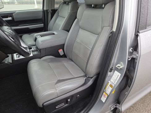 Used 2019 Toyota Tundra Limited image 22