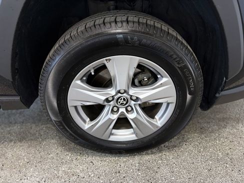 Used 2023 Toyota RAV4 LE AWD/4WD image 28