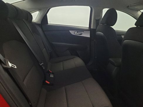 Used 2023 Kia Forte LXS w/ LXS Technology Package FWD image 19